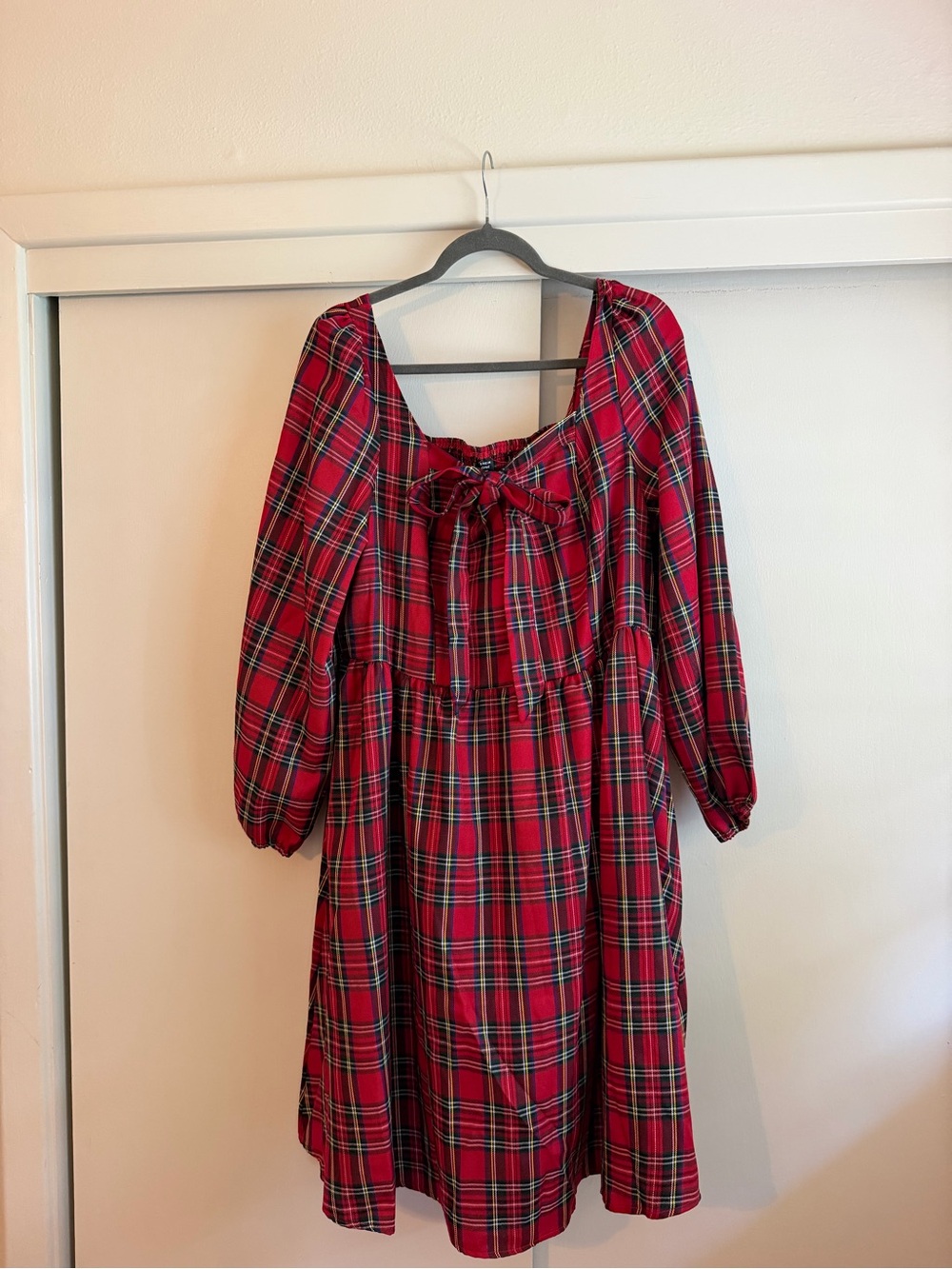SHEIN Red Plaid Tie-Front Casual Dress